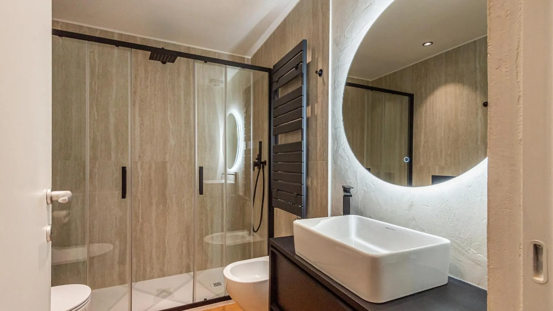 Mimar Porta Venezia Luxury Suites Milan Apartment